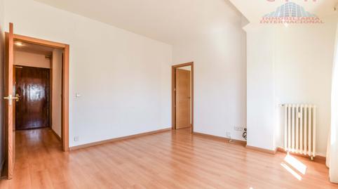 Foto 2 de Piso de alquiler en Hispanoamérica - Bernabéu, Madrid