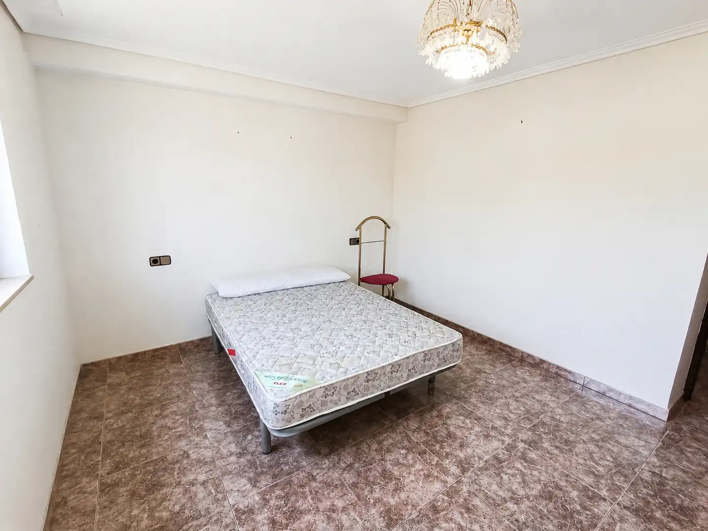 Habitación de Piso en venta en Córdoba con Aire acondicionado, Horno y Lavadora