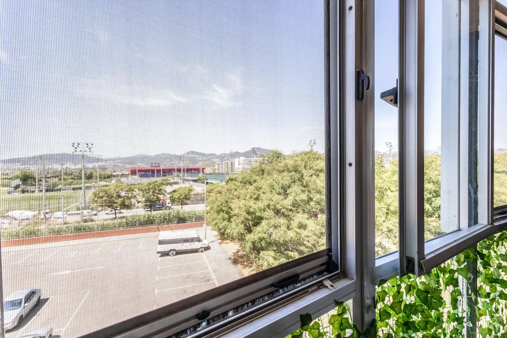 Terraza de Apartamento en venta en Sant Joan Despí con Aire acondicionado y Balcón