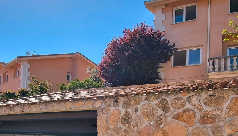 Foto 1 de Casa adosada en venda a Calle Espartaco, Guadalix de la Sierra, Madrid