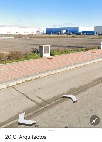 Terreno industrial en Alquiler en Calle Arquitectos en Zona industrial