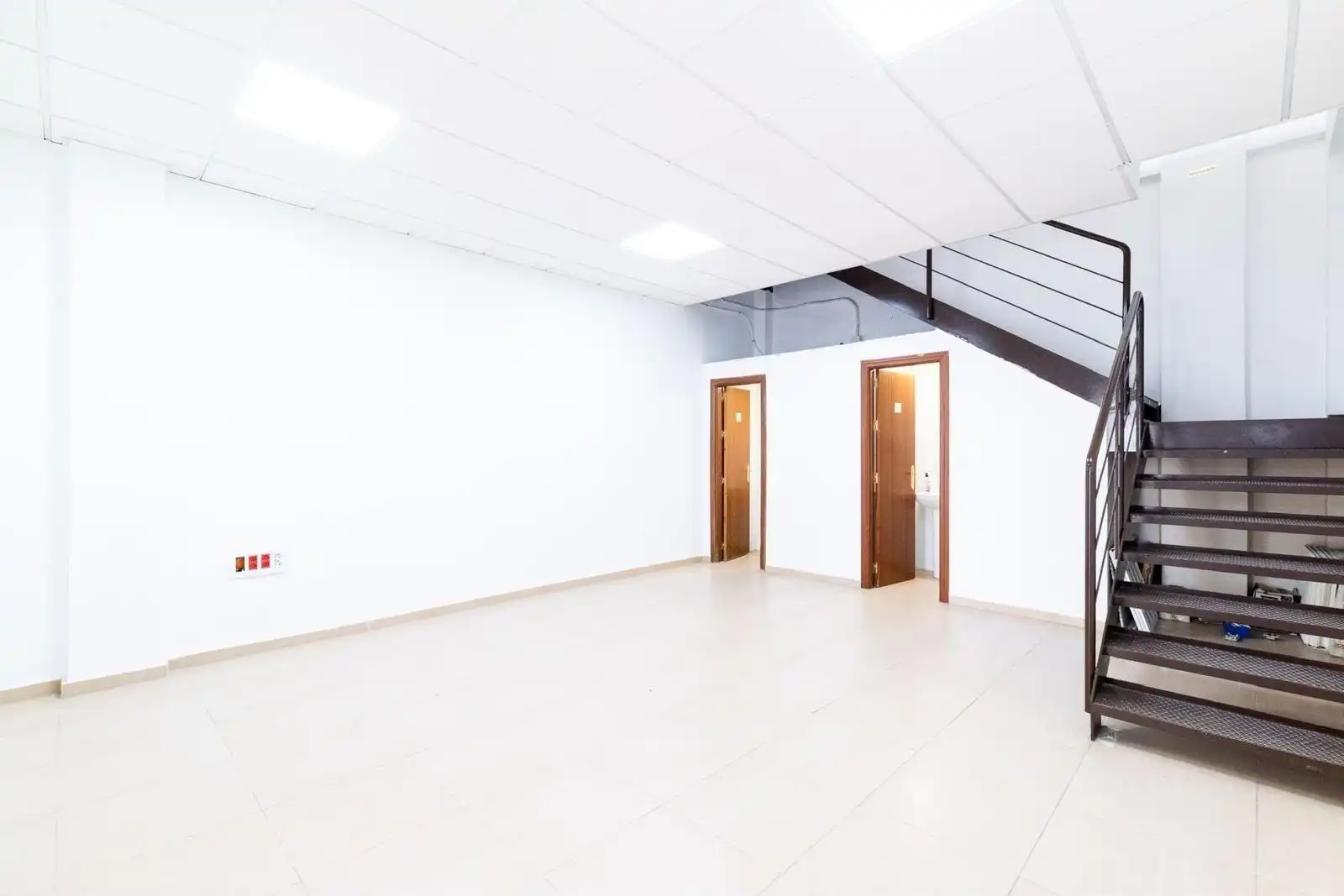 Nave industrial de alquiler en Albolote