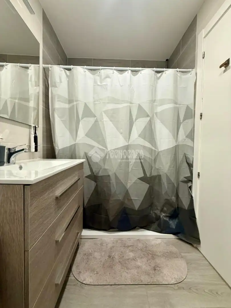 Badezimmer von Wohnung zum Verkauf in Alovera mit Klimaanlage und Gemeinschaftspool