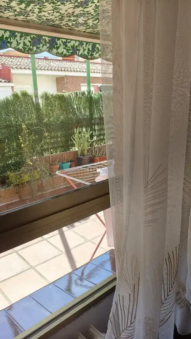 Terraza de Piso para compartir en Zaragoza con Parquet, Amueblado y Horno