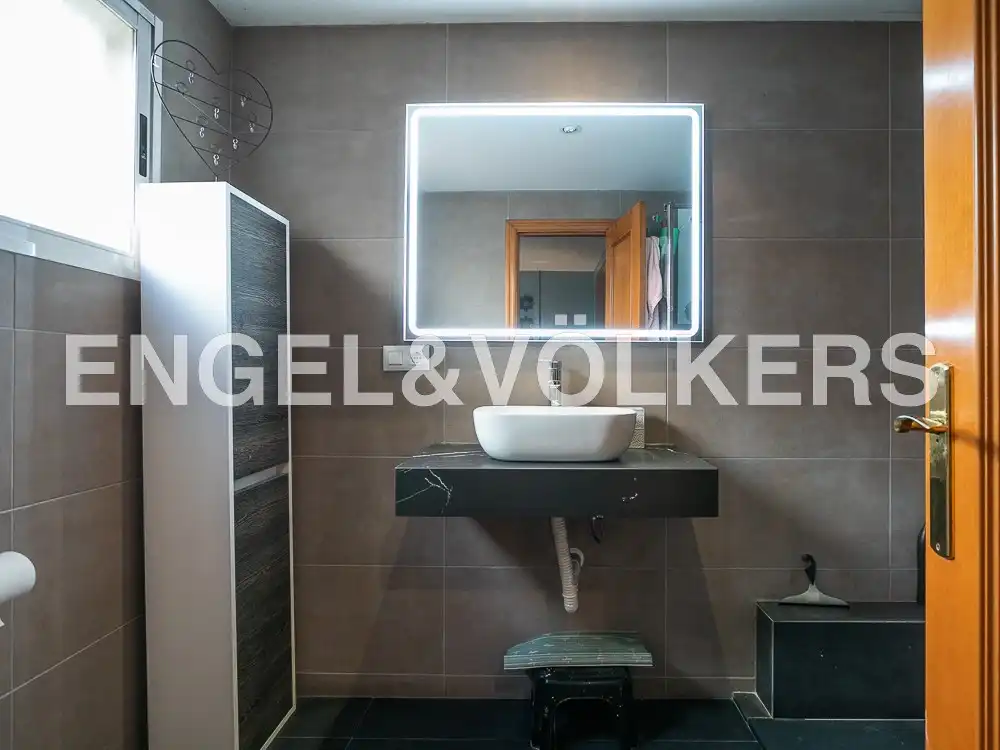 Baño de Casa o chalet de alquiler en La Pobla de Farnals con Aire acondicionado, Calefacción y Terraza