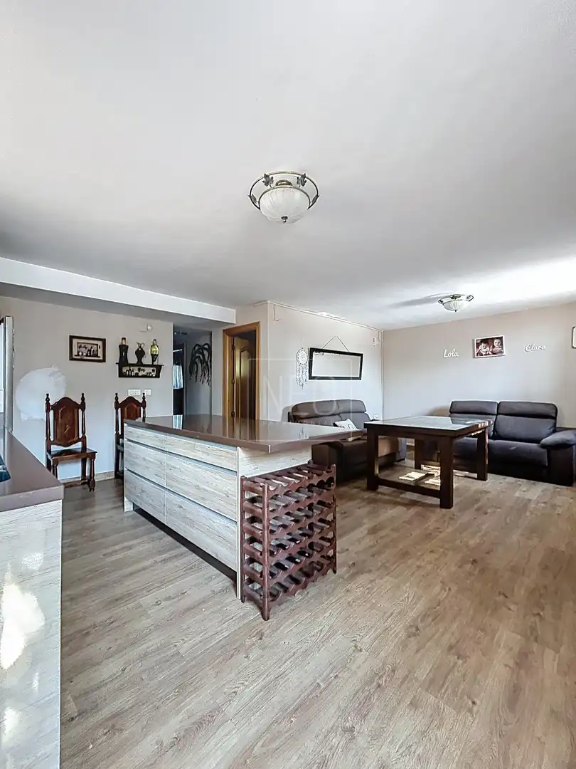 Sala de estar de Casa o chalet en venta en Vegas del Genil con Aire acondicionado, Jardín privado y Terraza