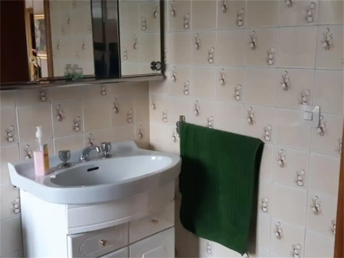 Baño de Casa o chalet de alquiler en Navaluenga con Jardín privado, Amueblado y Balcón
