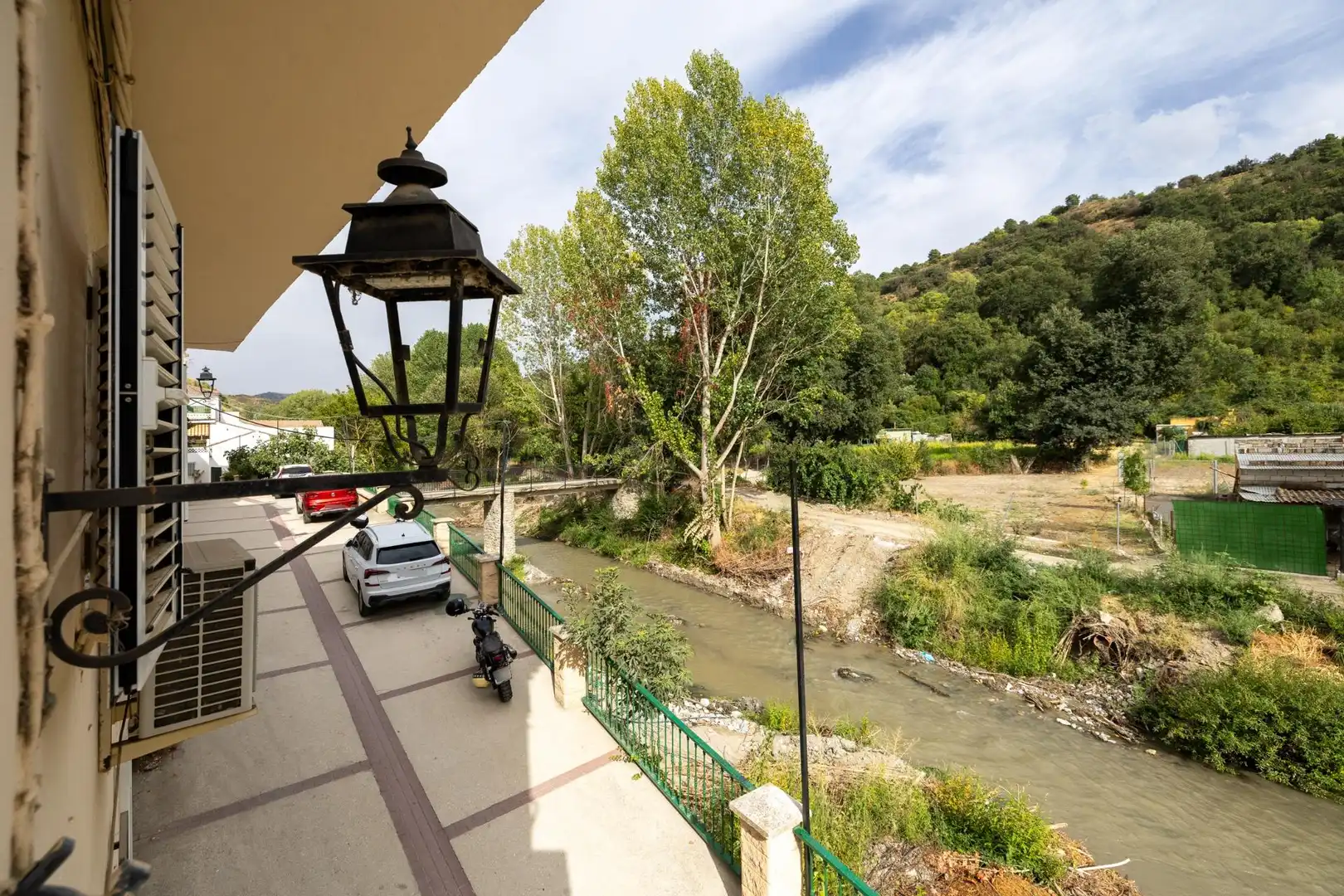 Exterior view of Houses for sale in Dúdar