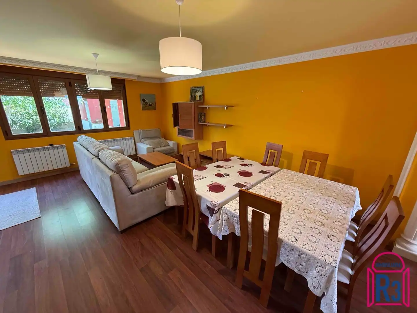 Dining room of Houses for rent in Onzonilla  with Heating and Furnished