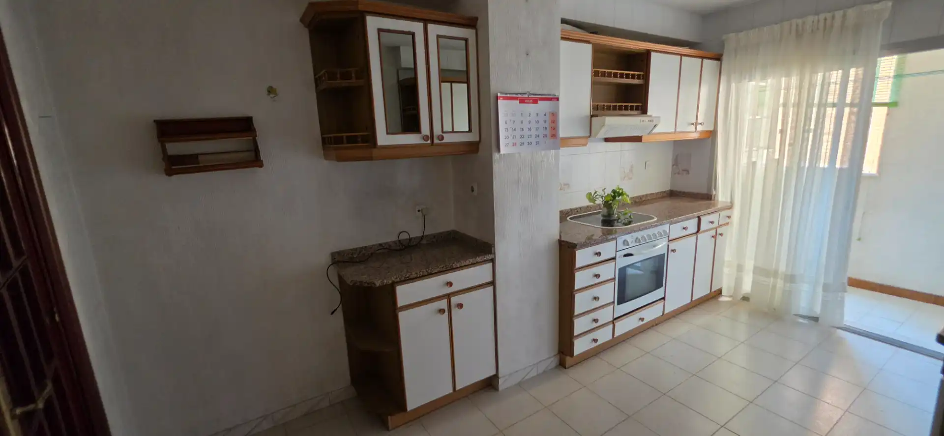 Cuina de Pis en venda en Zaragoza amb Aire condicionat, Calefacció i Jardí privat