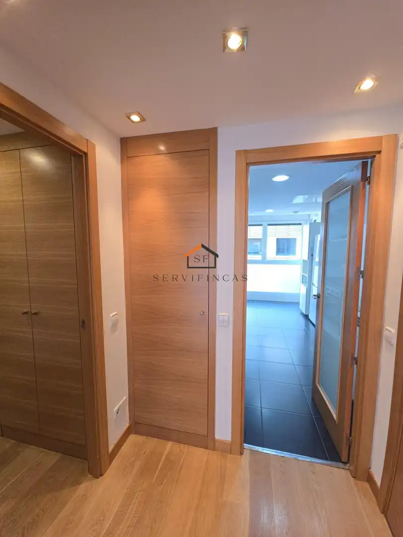 Flat for rent in Madrid  with Air Conditioner, Heating and Storage room