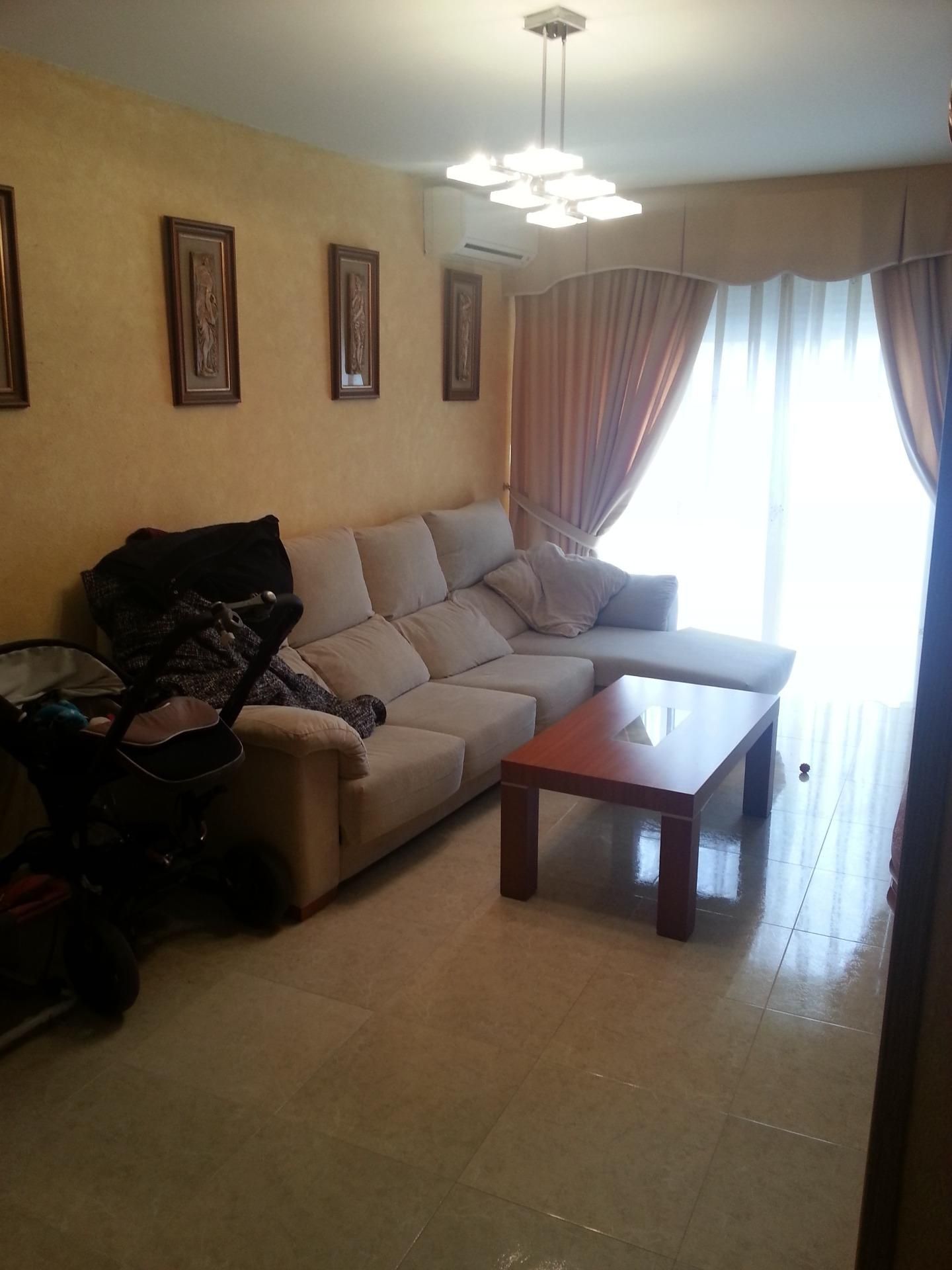 Living room of Flat for sale in Alameda de la Sagra  with Air Conditioner, Heating and Terrace