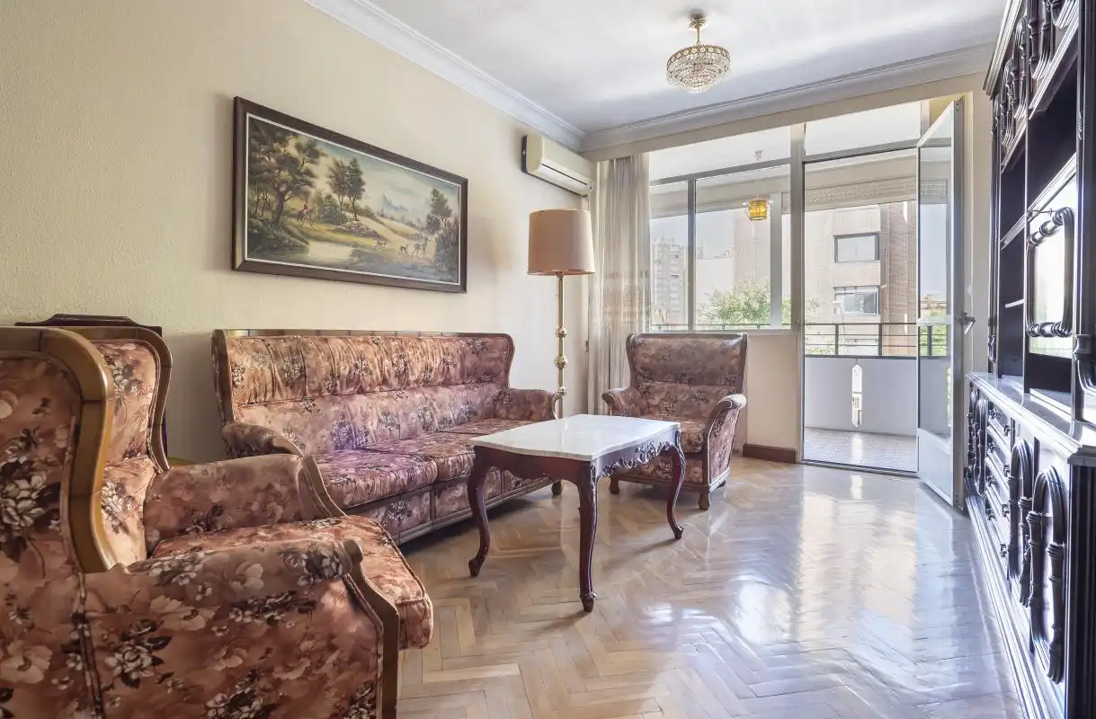 Sala de estar de Piso en venta en Madrid con Calefacción, Jardín privado y Terraza