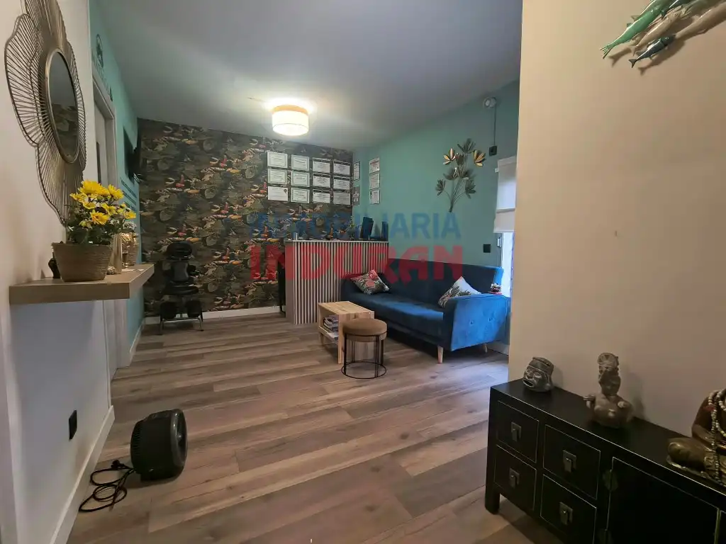 Local comercial de lloguer a Calle Ronda Sur