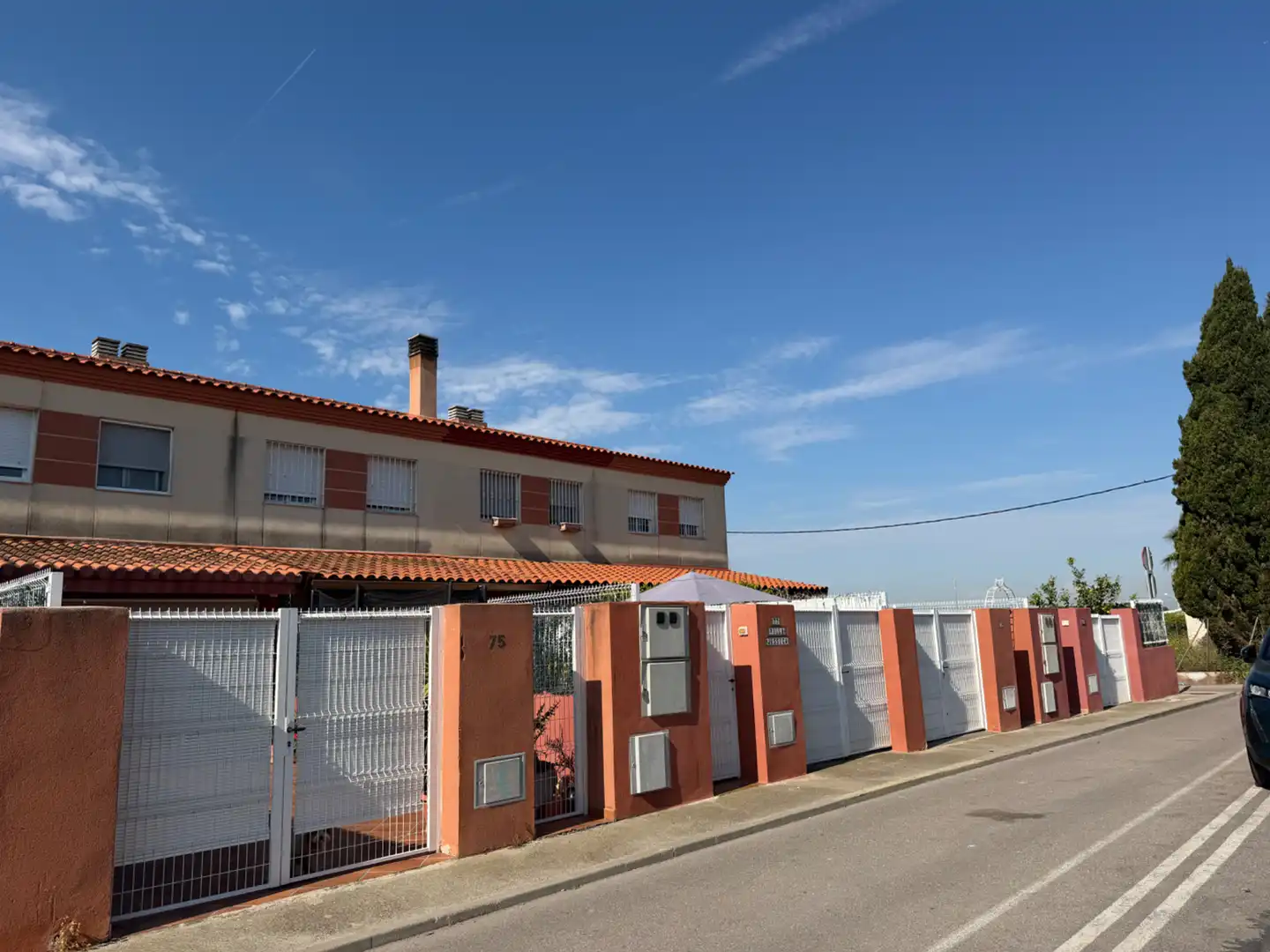 Vista exterior de Casa adosada en venda en Almazora / Almassora
