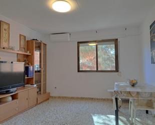 Bedroom of Flat for sale in Utiel  with Air Conditioner and Heating