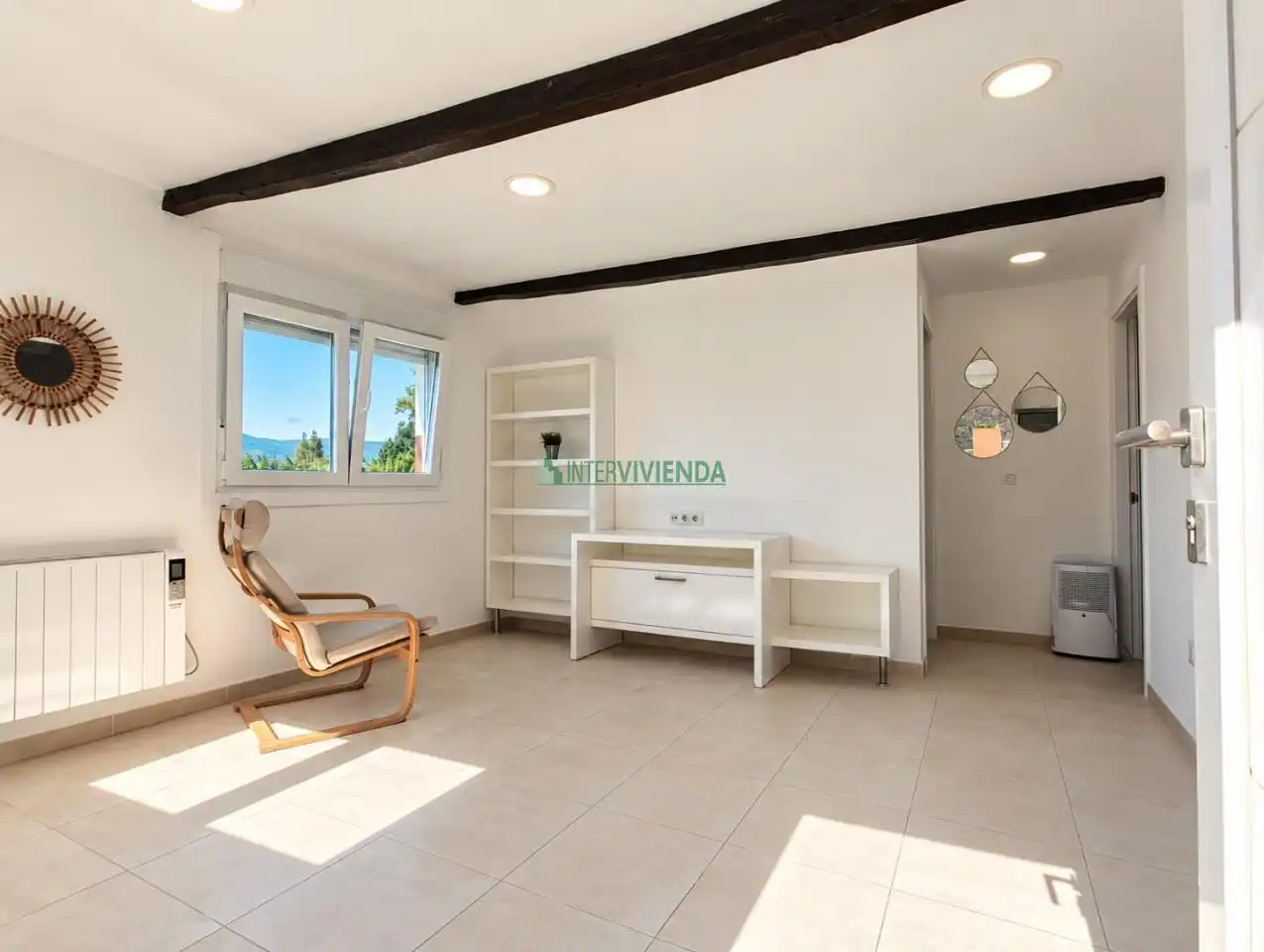 Living room of Ground floor for rent in Vigo   with Heating, Terrace and Storage room