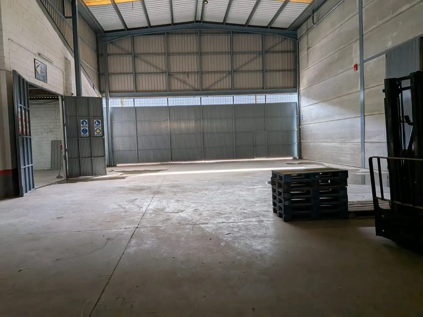 Industriegebäude zur Miete in La Hacienda - Nueva Andalucía