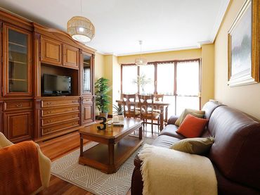 Piso con ascensor en venta en Centro - Mendibil - Santiago