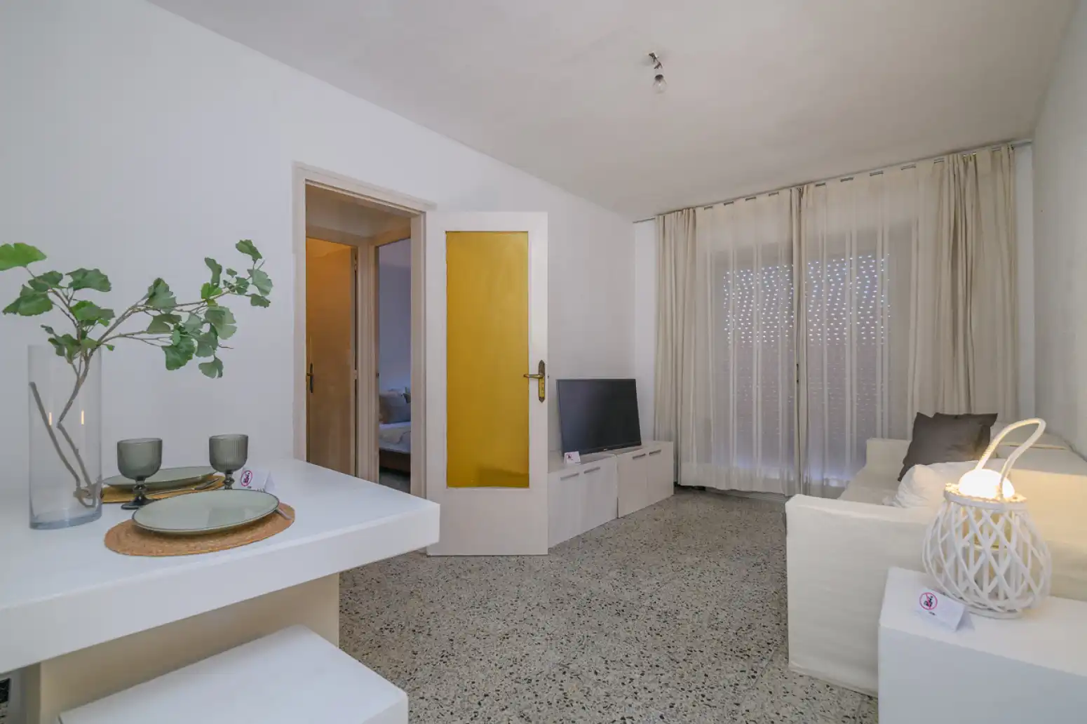 Living room of Flat for sale in Sant Feliu de Llobregat  with Balcony