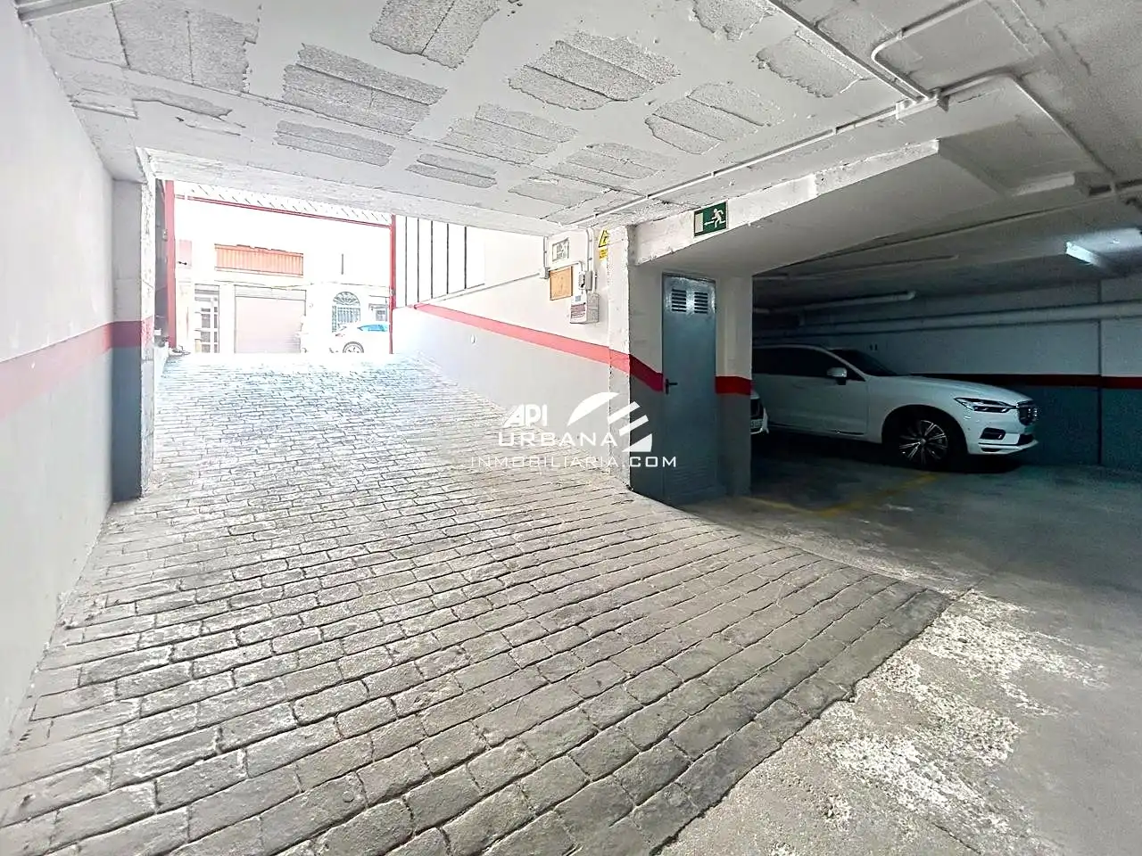 Parking de Planta baja en venta en Lucena con Trastero