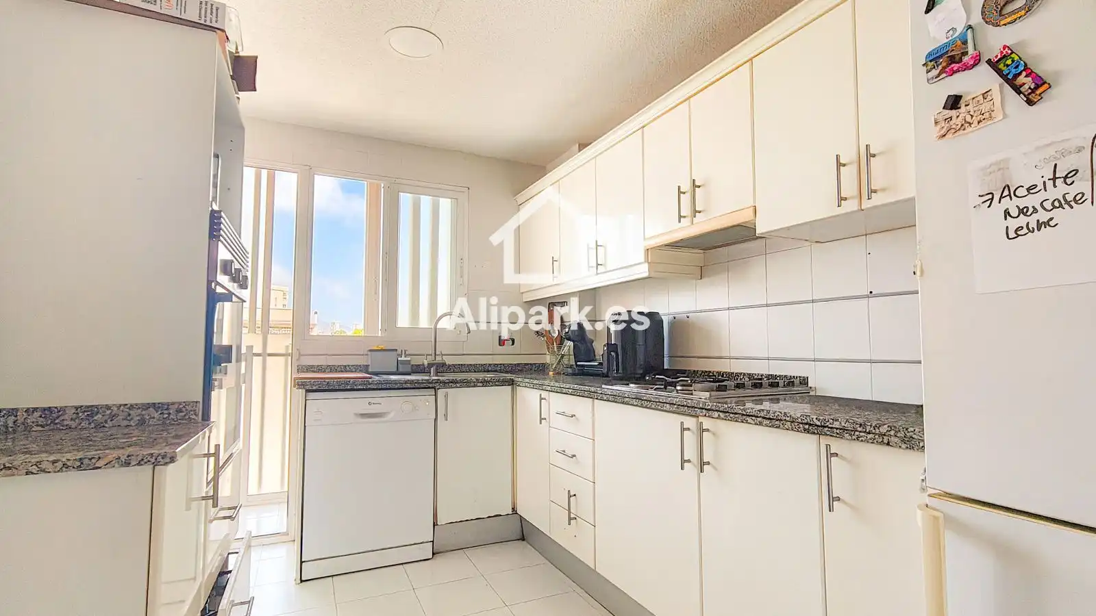 Küche von Wohnung zum Verkauf in El Campello mit Terrasse, Schwimmbad und Gemeinschaftspool
