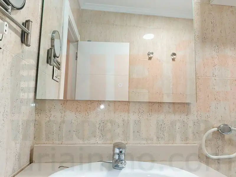 Baño de Piso en venta en Oviedo  con Calefacción, Amueblado y Horno
