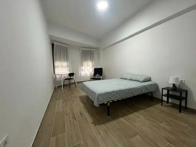 Habitación de Piso de alquiler en Castellón de la Plana / Castelló de la Plana con Aire acondicionado y Amueblado