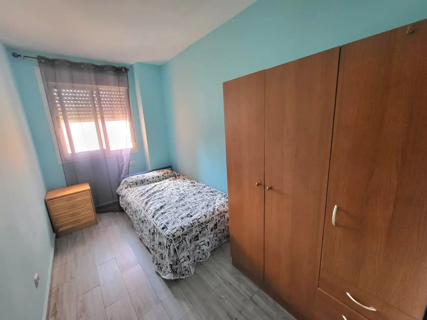 Habitación de Piso de alquiler en Cáceres con Aire acondicionado, Terraza y Amueblado