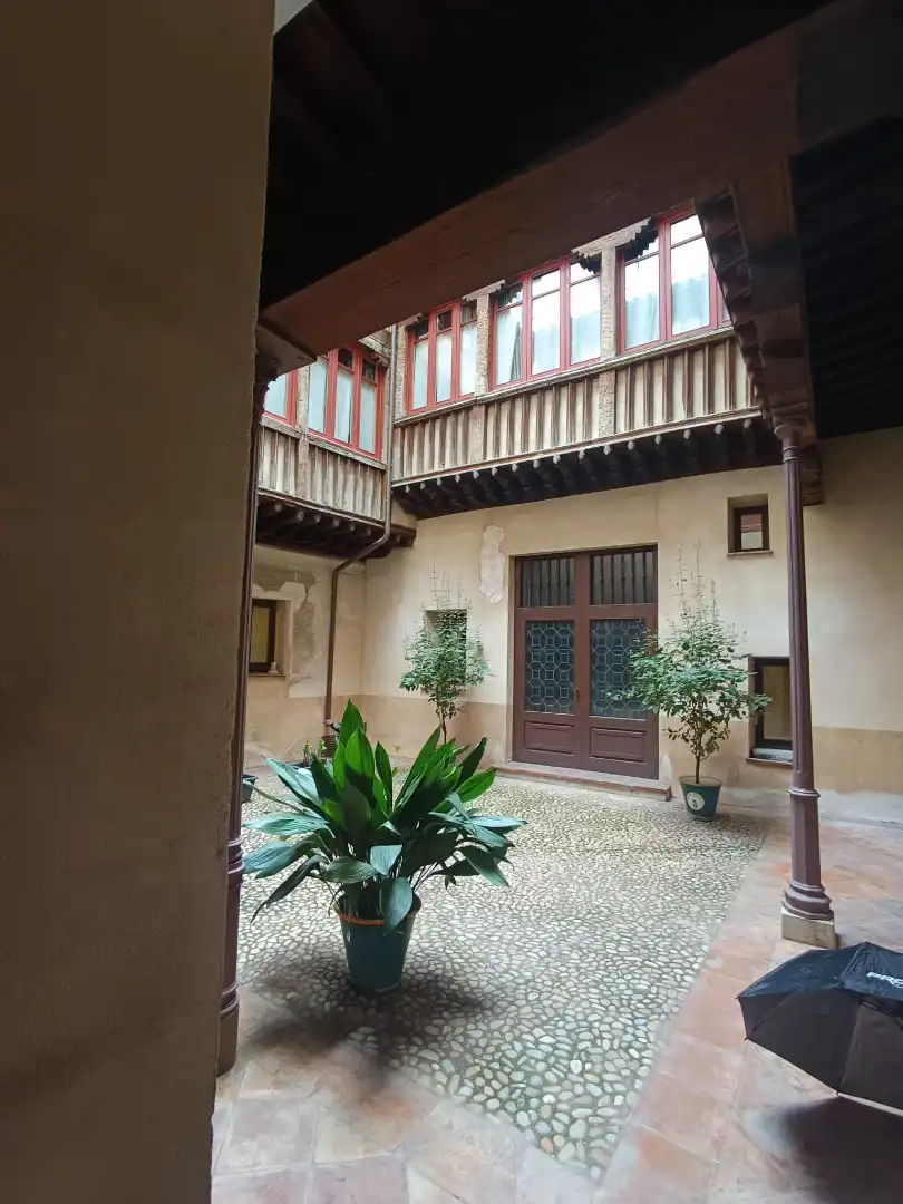 Außenansicht von Wohnung zum Verkauf in Toledo mit Privatgarten