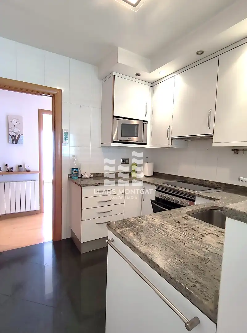 Kitchen of Attic for sale in Montgat  with Heating, Parquet flooring and Terrace