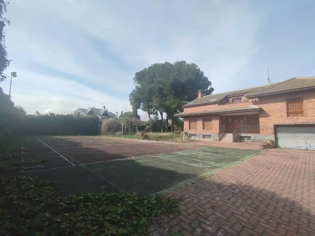 Jardí de Casa o xalet en venda en Zaragoza amb Jardí privat