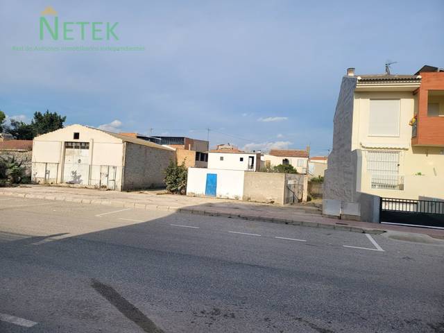 Terreno residencial en Venta en Calle Caravaca en Ceutí