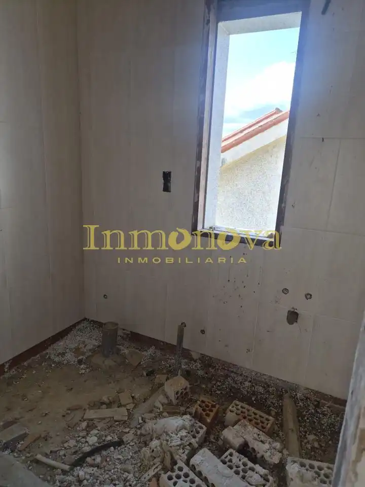 Habitación de Casa o chalet en venta en A Merca   con Calefacción, Jardín privado y Terraza