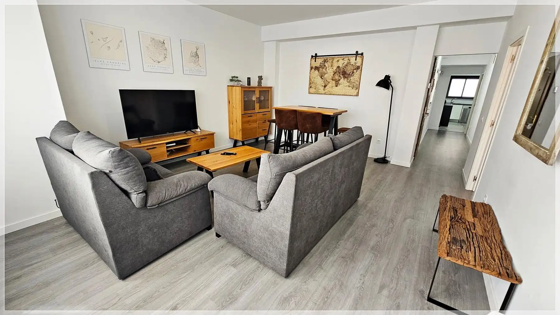 Sala d'estar de Pis en venda en Las Palmas de Gran Canaria amb Parquet