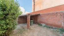 Aparcament de Casa adosada en venda en Móstoles amb Jardí privat