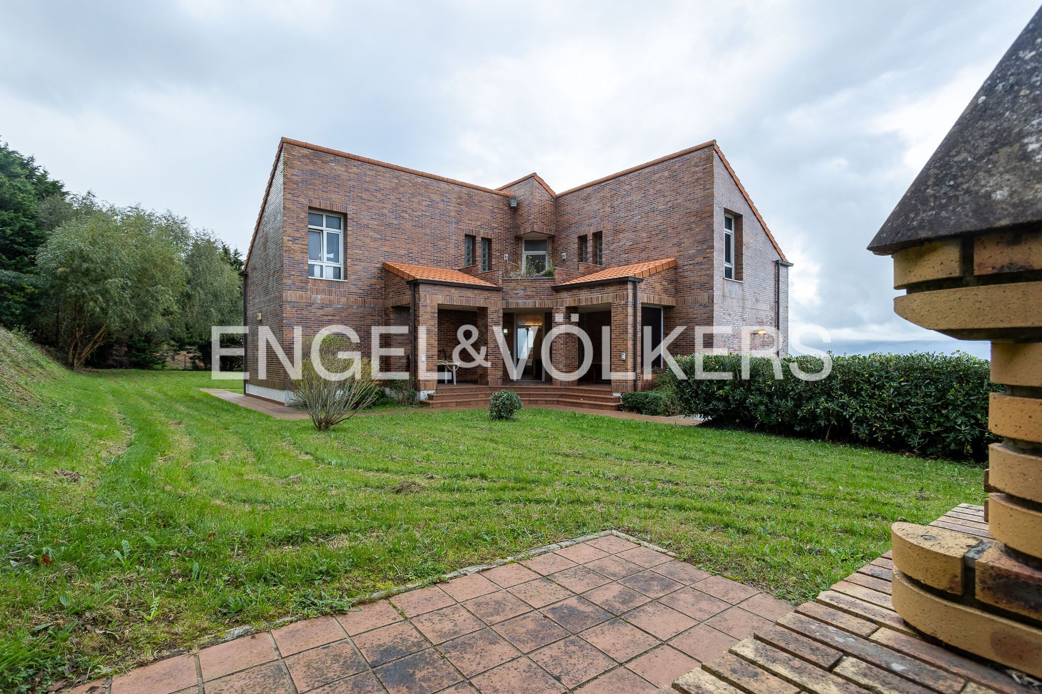 Außenansicht von Country house zum verkauf in Piélagos mit Heizung, Privatgarten und Parkett