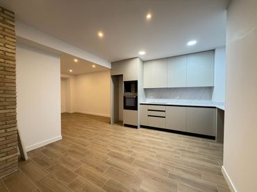 Piso con ascensor en venta en Eixample