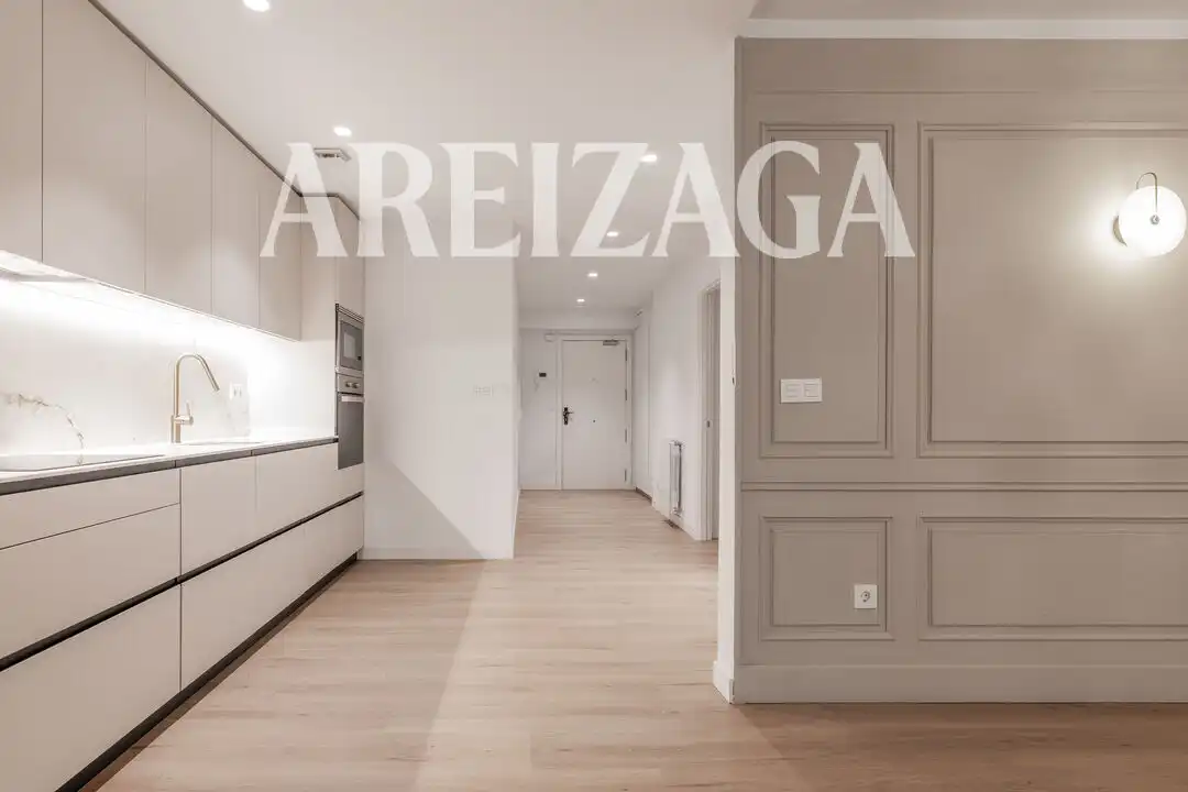 Piso en venta en Antiguo