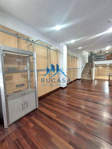 Local comercial en Alquiler en Ruiz Tagle en Centro