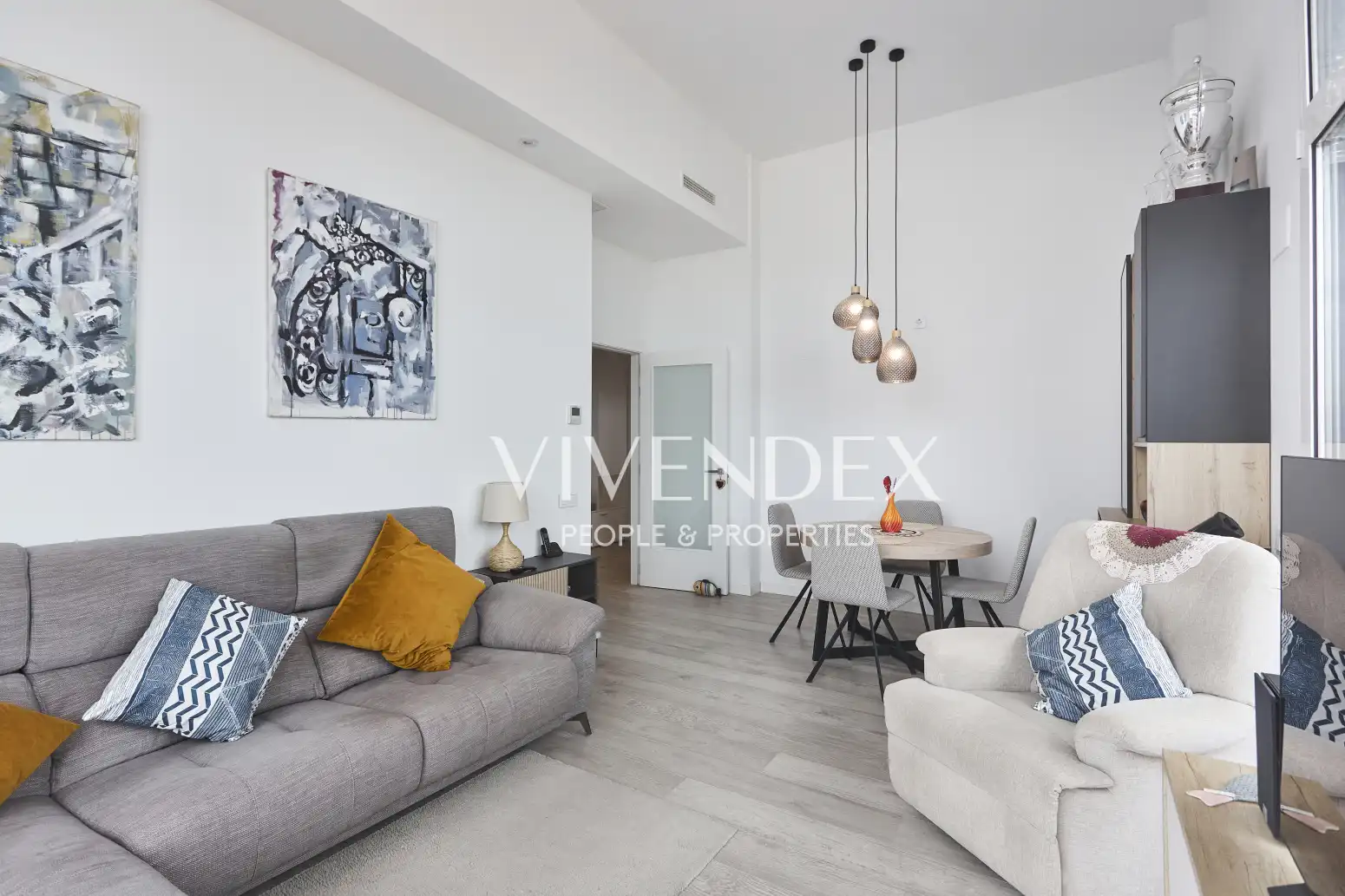 Terrassa de Àtic en venda en L'Hospitalet de Llobregat amb Aire condicionat, Calefacció i Parquet