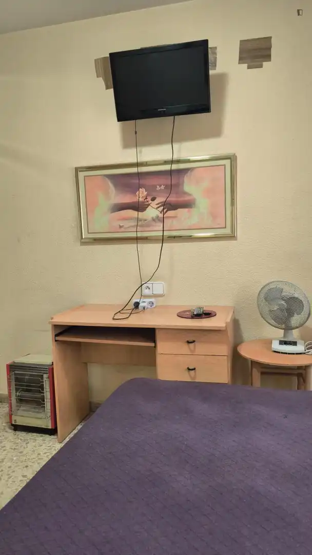 Room in Cardenal Benlloch