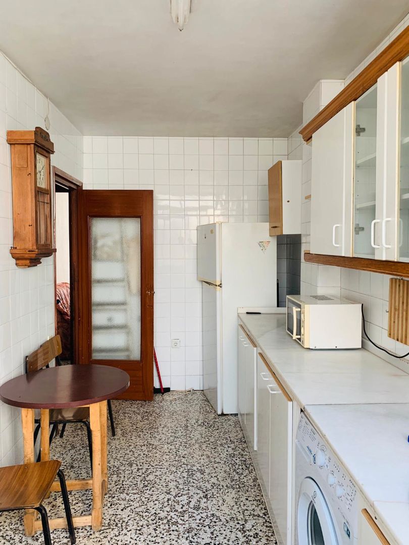 Kitchen of Flat to rent in  Granada Capital  with Furnished and Washing machine