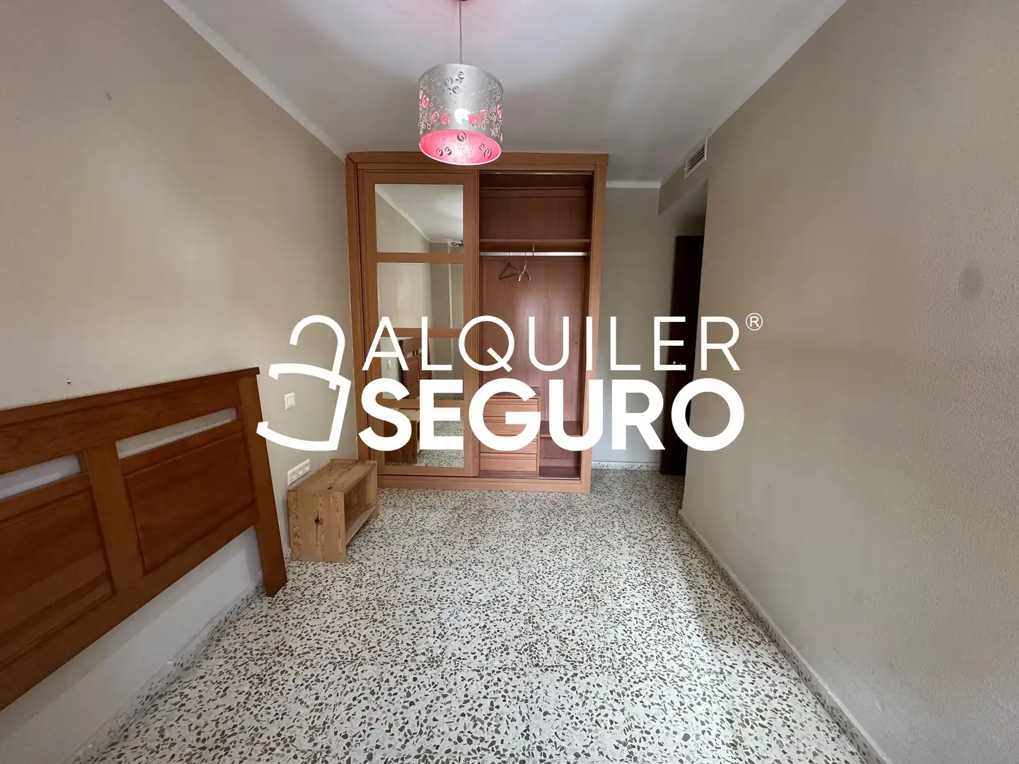 Bedroom of Flat for rent in Málaga  with Air Conditioner, Terrace and Furnished