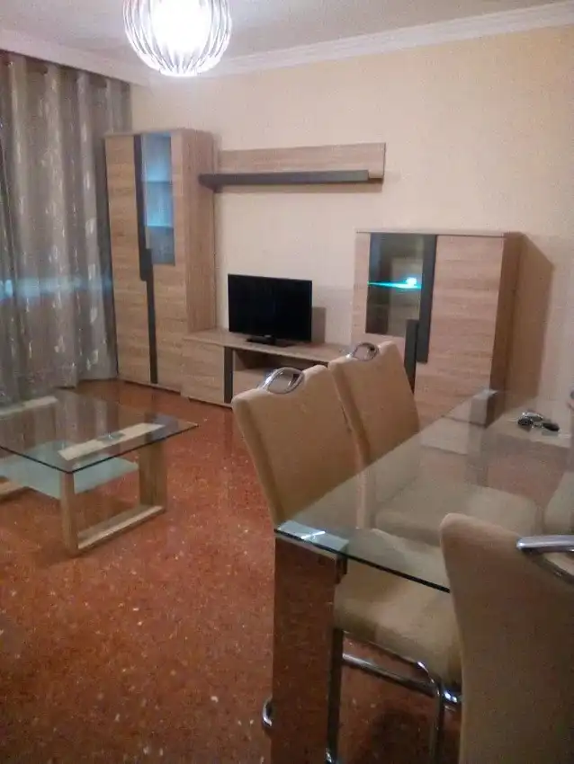 Living room of Flat for rent in Granada  with Furnished, Washing machine and Balcony