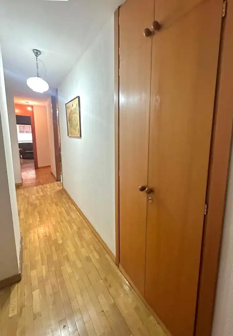 Pis en venda en León Capital  amb Calefacció, Parquet i Terrassa