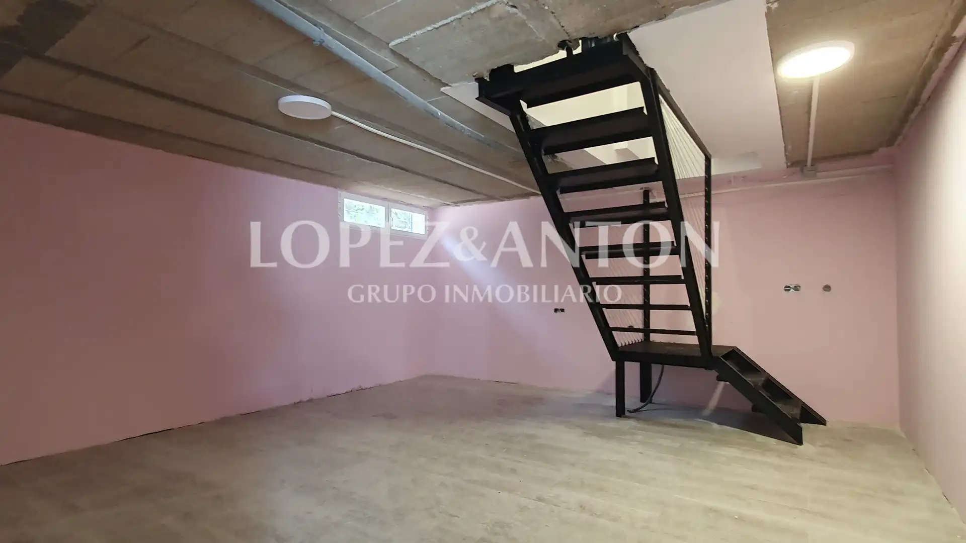 Houses for sale in L'Eliana  with Air Conditioner, Heating and Private garden