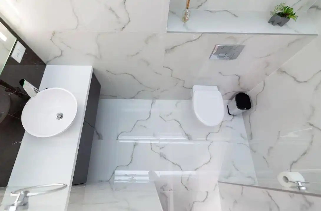 Bathroom of Flat for rent in Badalona