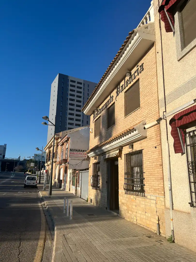 Vista exterior de Casa o chalet en venta en Valencia con Aire acondicionado, Terraza y Alarma