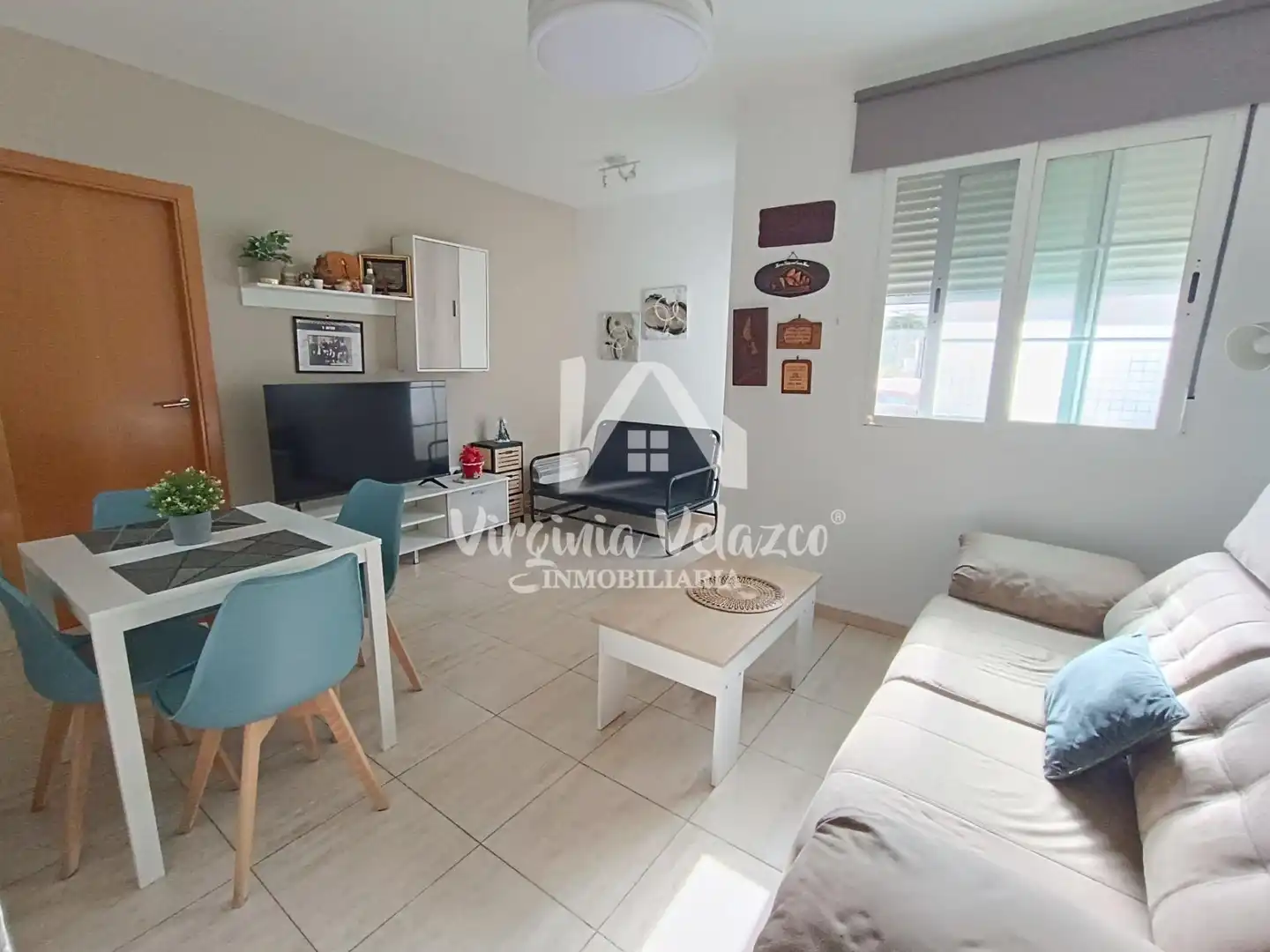 Sala de estar de Apartamento en venta en Rincón de la Victoria con Terraza y Trastero
